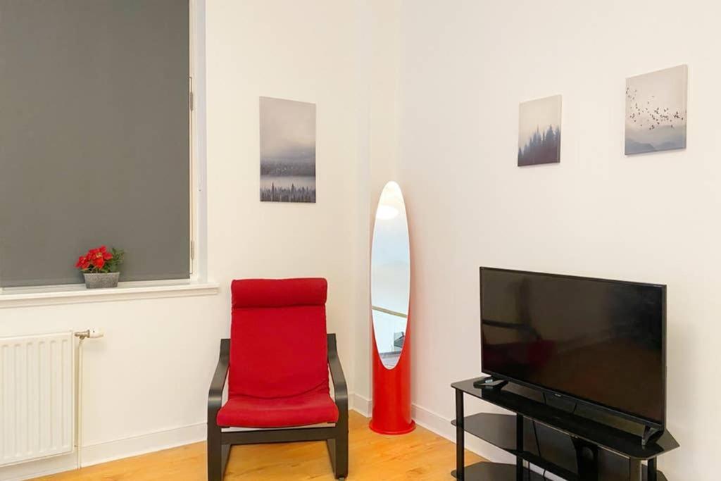 Cozy Nights - Ibrox Street Apartman Glasgow Kültér fotó